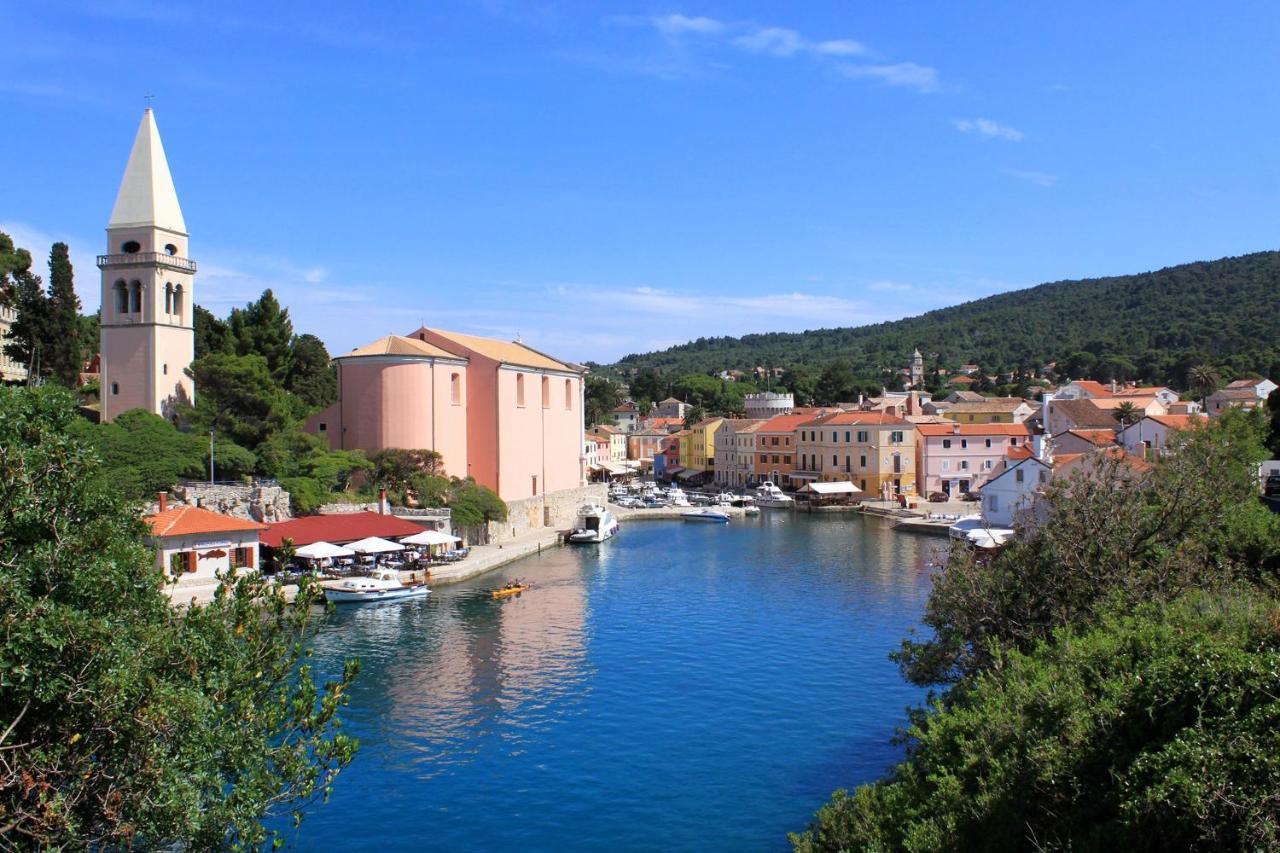 Apartments By The Sea Veli Losinj, Losinj - 8031 Exteriér fotografie