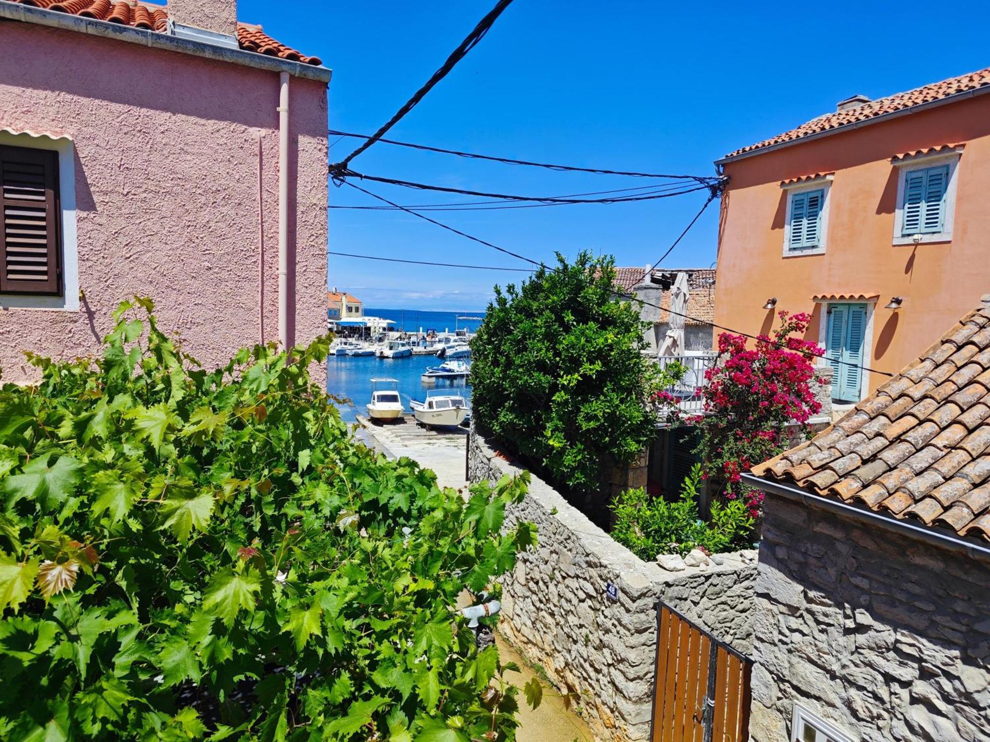Apartments By The Sea Veli Losinj, Losinj - 8031 Exteriér fotografie