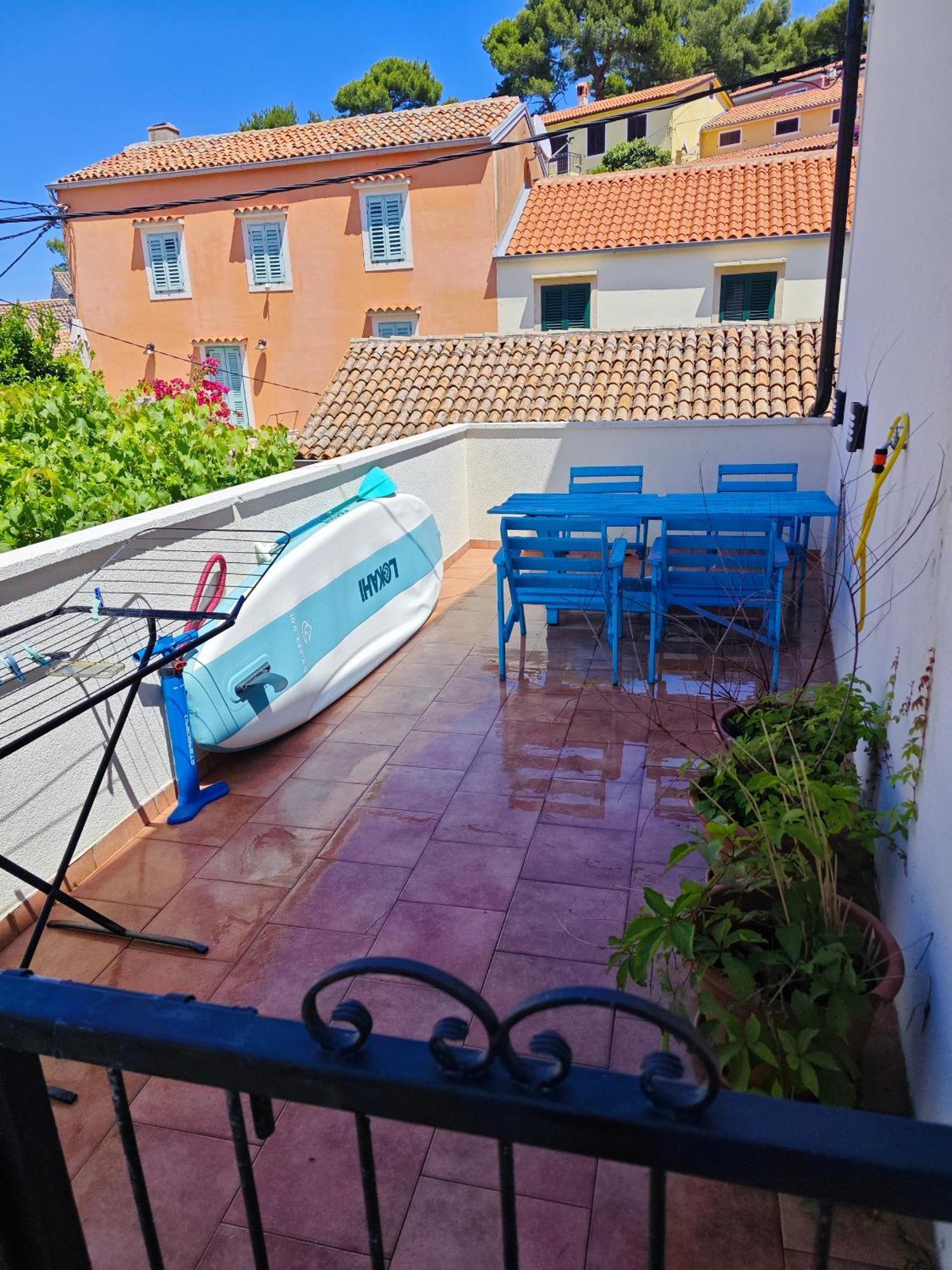 Apartments By The Sea Veli Losinj, Losinj - 8031 Exteriér fotografie